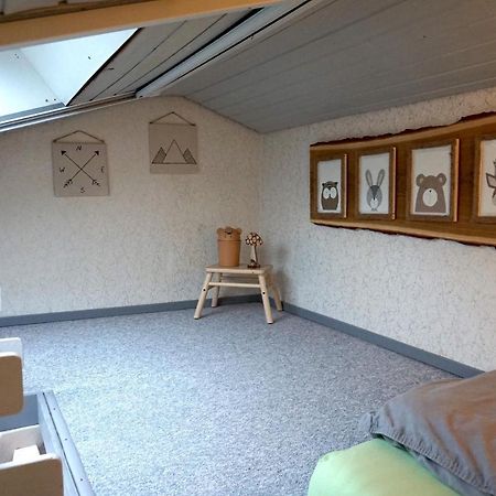 Ferienhaus Hennesee Мешеде Екстериор снимка