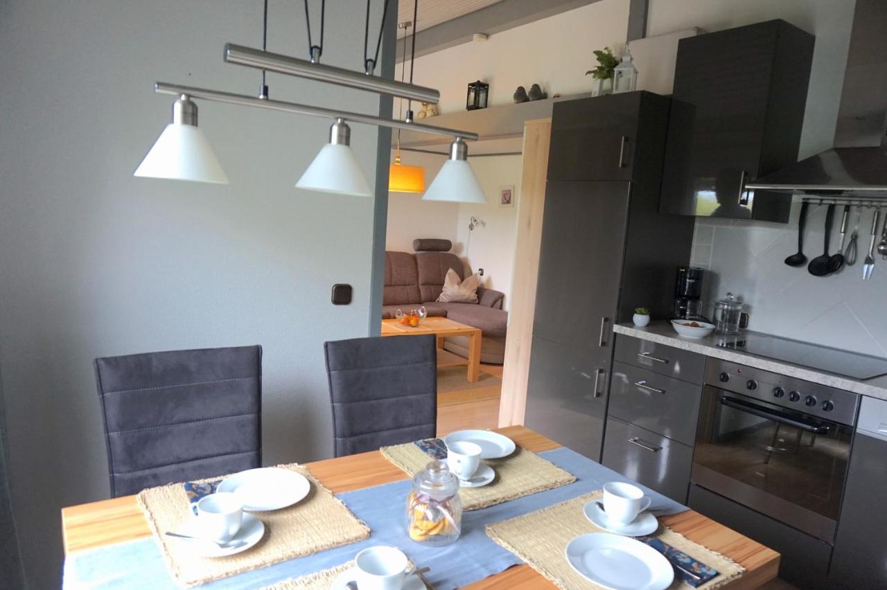 Ferienhaus Hennesee Мешеде Екстериор снимка